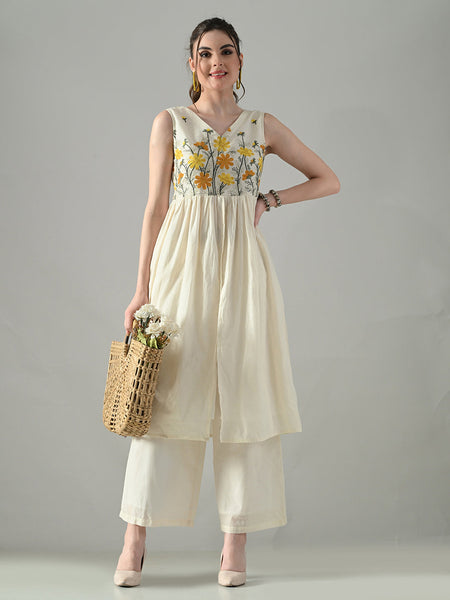 Myshka Women Off White Embroidered Long Kurta With Front Slit Trouser