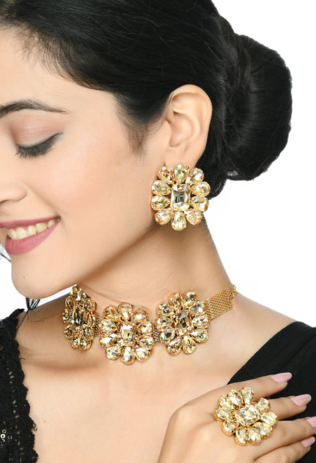 Mominos Fashion Joharkamal Gold-Polished Brass Finish Stone Choker For Women & Girls (Golden)
