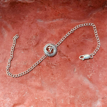 trueBrowns 925 Sterling Silver Om Silver Chain Rakhi