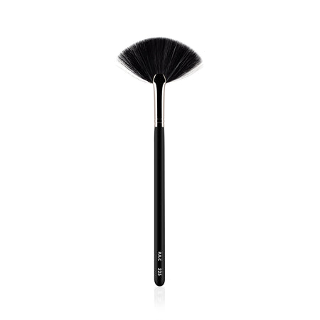 PAC Studio Fan Brush - 325
