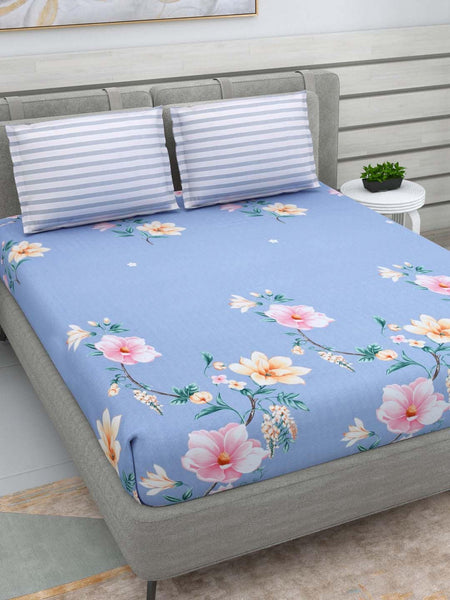 DREAM WEAVERZ Blue & Pink Floral Glazed Cotton 220 TC King Bedsheet with 2 Pillow Covers