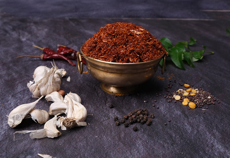 Madhura Pickles Velluli Karam