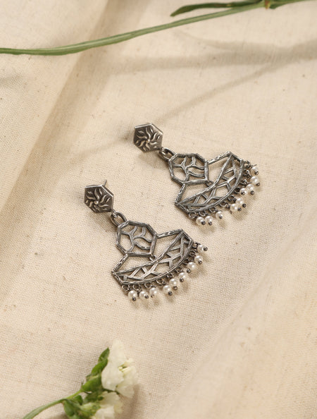 trueBrowns Silver Jaali Earrings