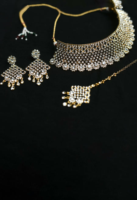 Mominos Fashion Johar Kamal Traditional Rajwadi Design Heavy Golden Colour Necklace Set