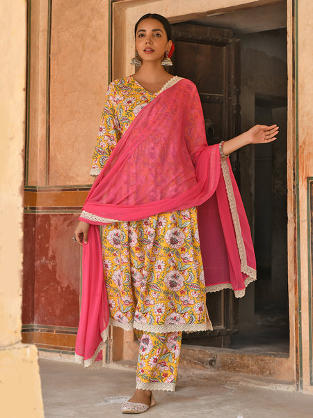 Janasya Women's Yellow Cotton Floral Print Kurta With Palazzo And Dupatta