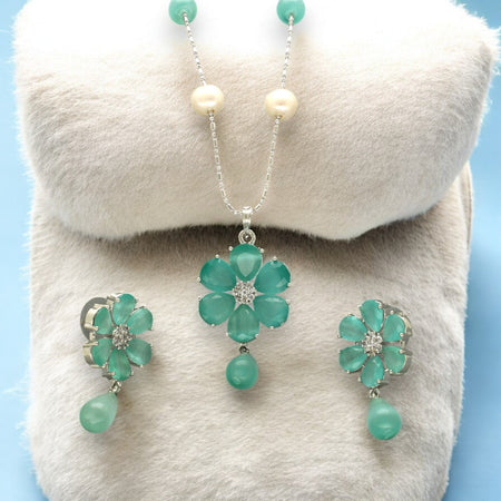 J Pearls Carali Pearl Pendant Set