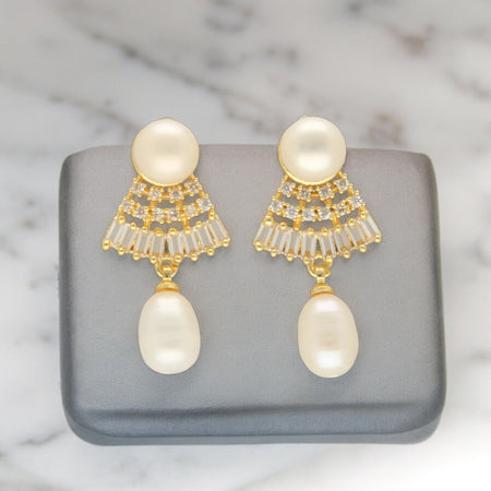 J Pearls Dhatri Pearl Earrings