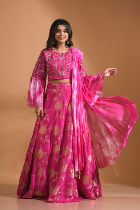 Morchari Crop Top With Tie & Dye Dupatta Hand Embroidery - Pink