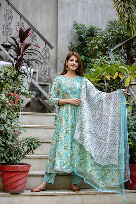 Kaajh Women's Green Mirror Embellished Anarkali Suit Set