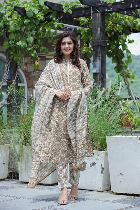 Kaajh Women's Brown Floral Cotton Suit Set