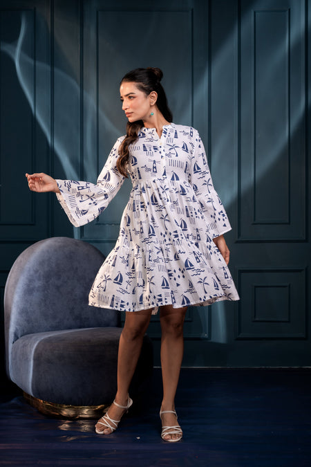 Juniper Women'S Off-White & Blue Cotton Short Dress With Tropical Print