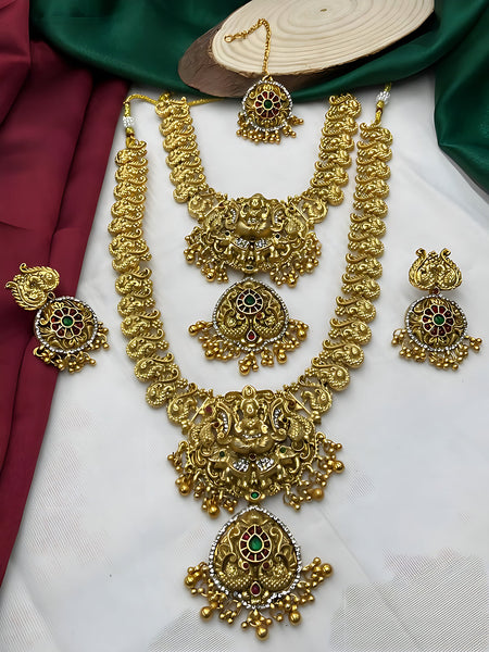 Jewel City Royal Temple Design Lakshmi Kaasu Mala Set with Chandbali Earrings & Tikka