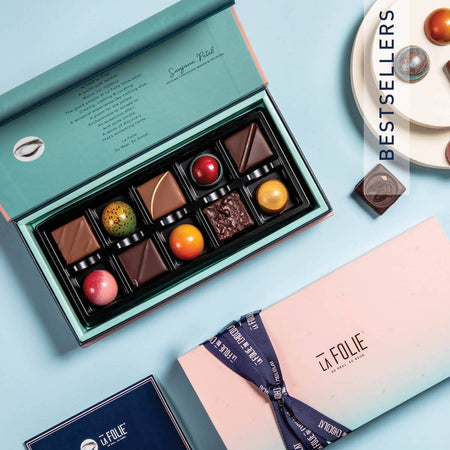 La Folie Box Of 10 - Ganache And Bonbons