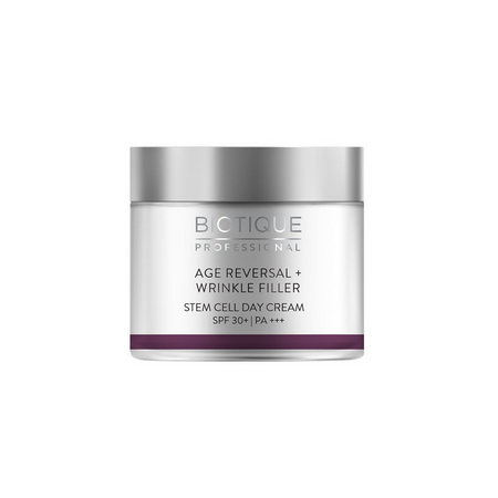Biotique Professional Age Reversal + Wrinkle Filler Stem Cell Day Cream SPF 30