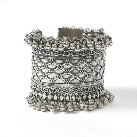 Mominos Fashion Joharkamal Oxidised Silver-Plated Ghungroo Handcraft Bracelet - Design 026