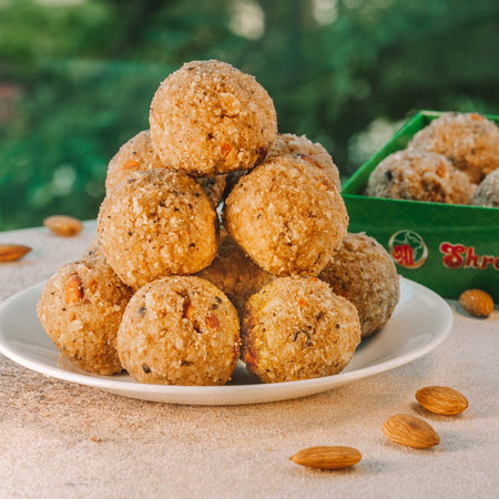 Shree Mithai Gundh Ladoo