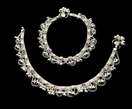 AanyaCentric Silver Plated White Metal Payal Indian Traditional Ethnic Fashion Imitation Jewellery Foot Chain
