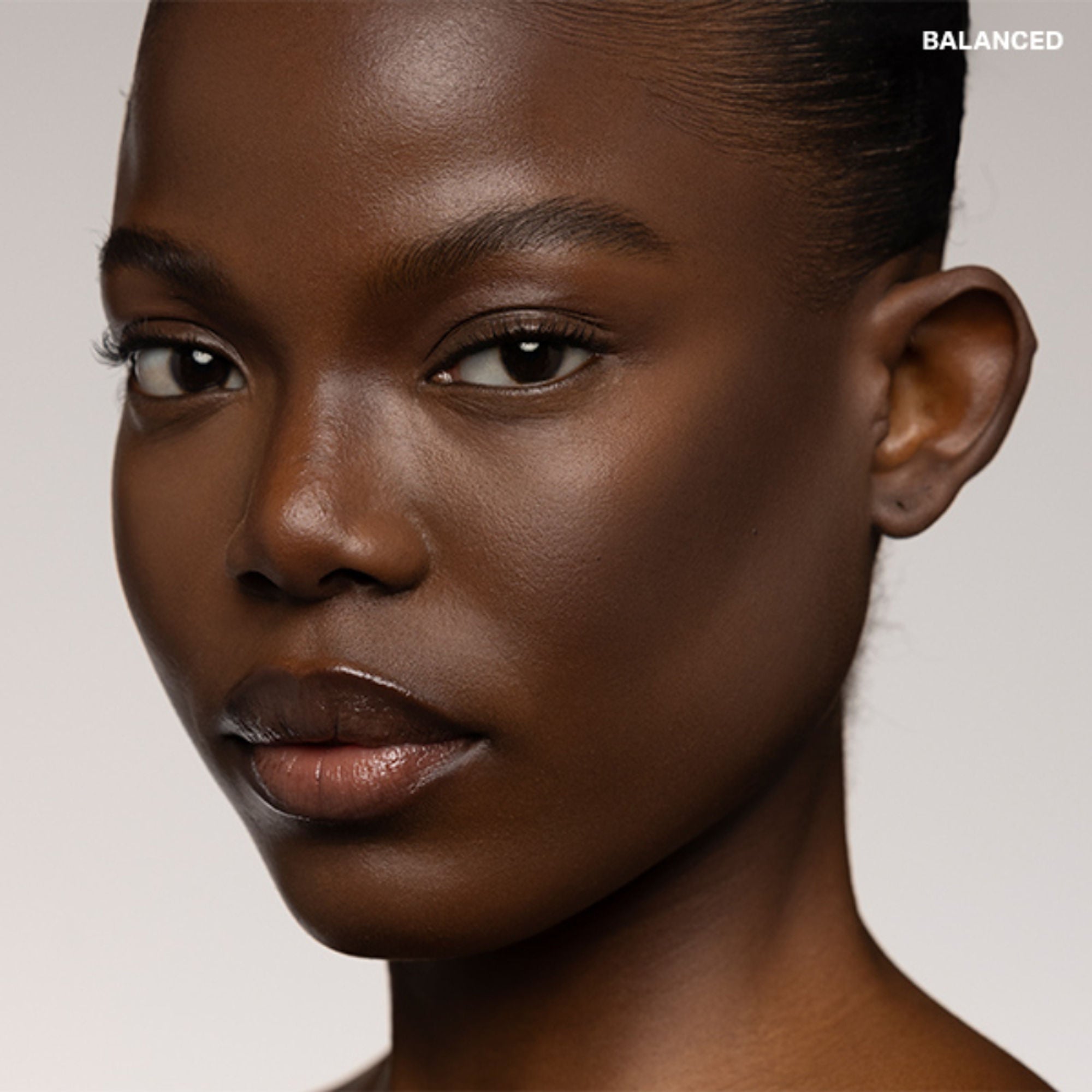 MORPHE Shapelifter Micro Contour Stick - Balanced