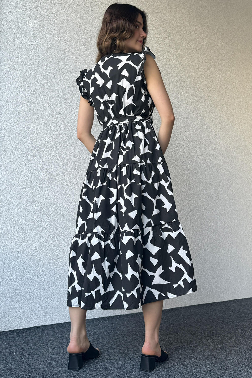 Pimu V-Neck Maxi Dress with Graphic Print-Black