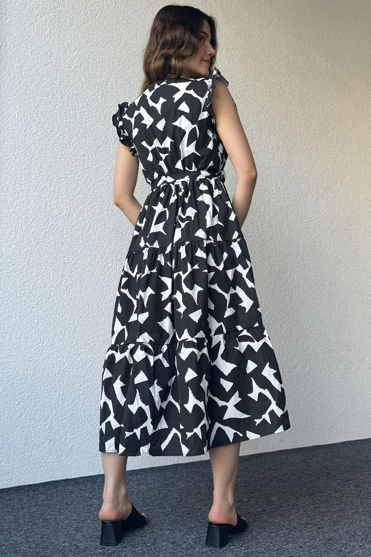 Pimu V-Neck Maxi Dress with Graphic Print-Black