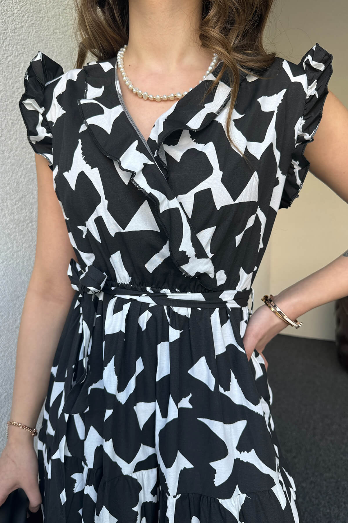 Pimu V-Neck Maxi Dress with Graphic Print-Black