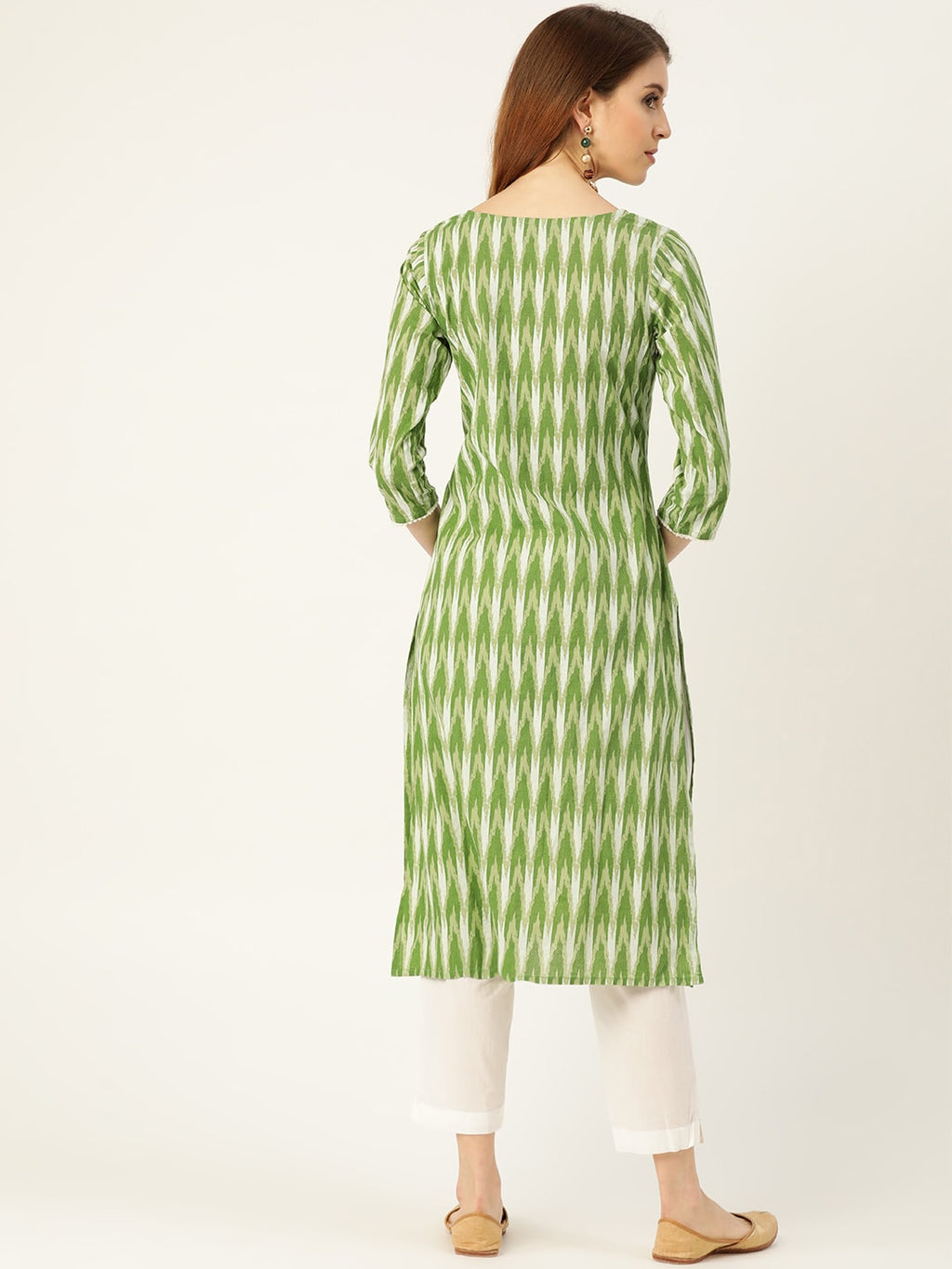 Sangria Women Green & White Printed Kurta with Trousers