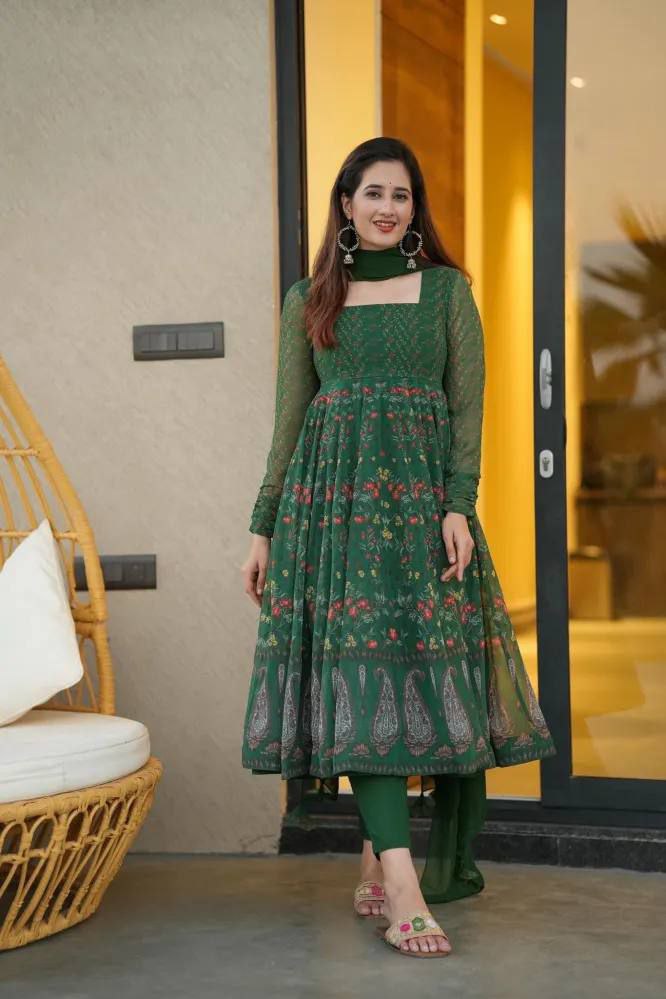 Yash Enterprise Sparkling Green Georgette Suit Set - Distacart