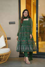 Yash Enterprise Sparkling Green Georgette Suit Set - Distacart