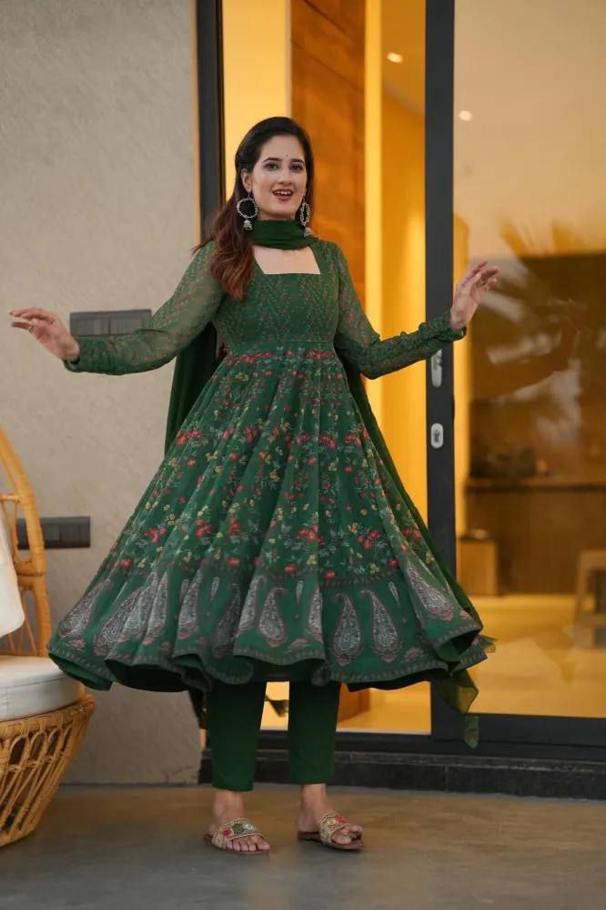 Yash Enterprise Sparkling Green Georgette Suit Set - Distacart