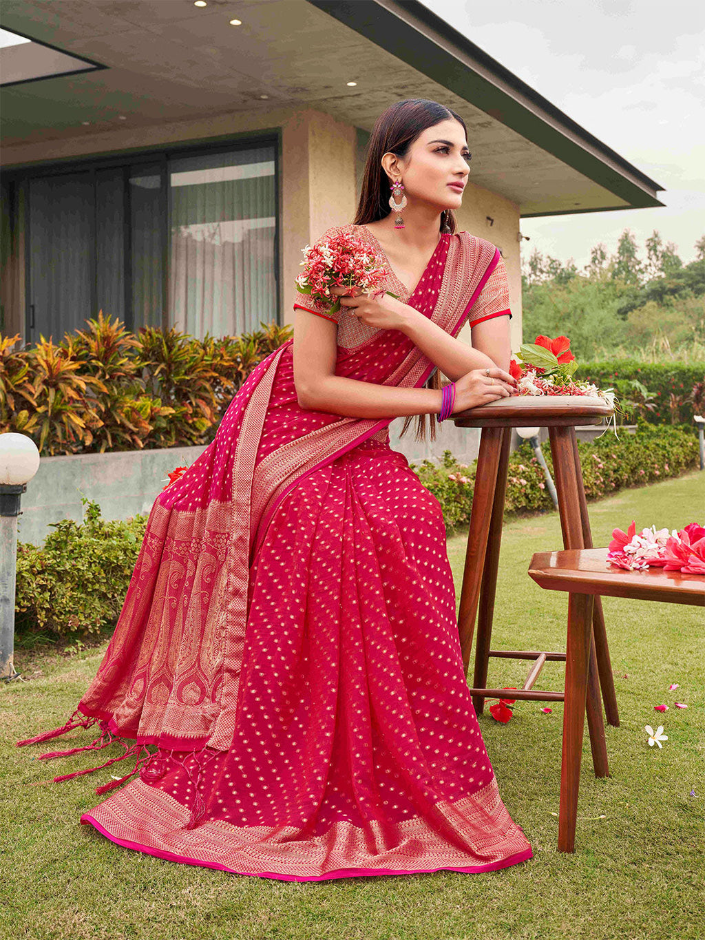 Tikhi Imli Woven Design Zari Art Silk Saree - Distacart