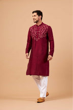 Leaf Motif Kurta by Hilo Design
