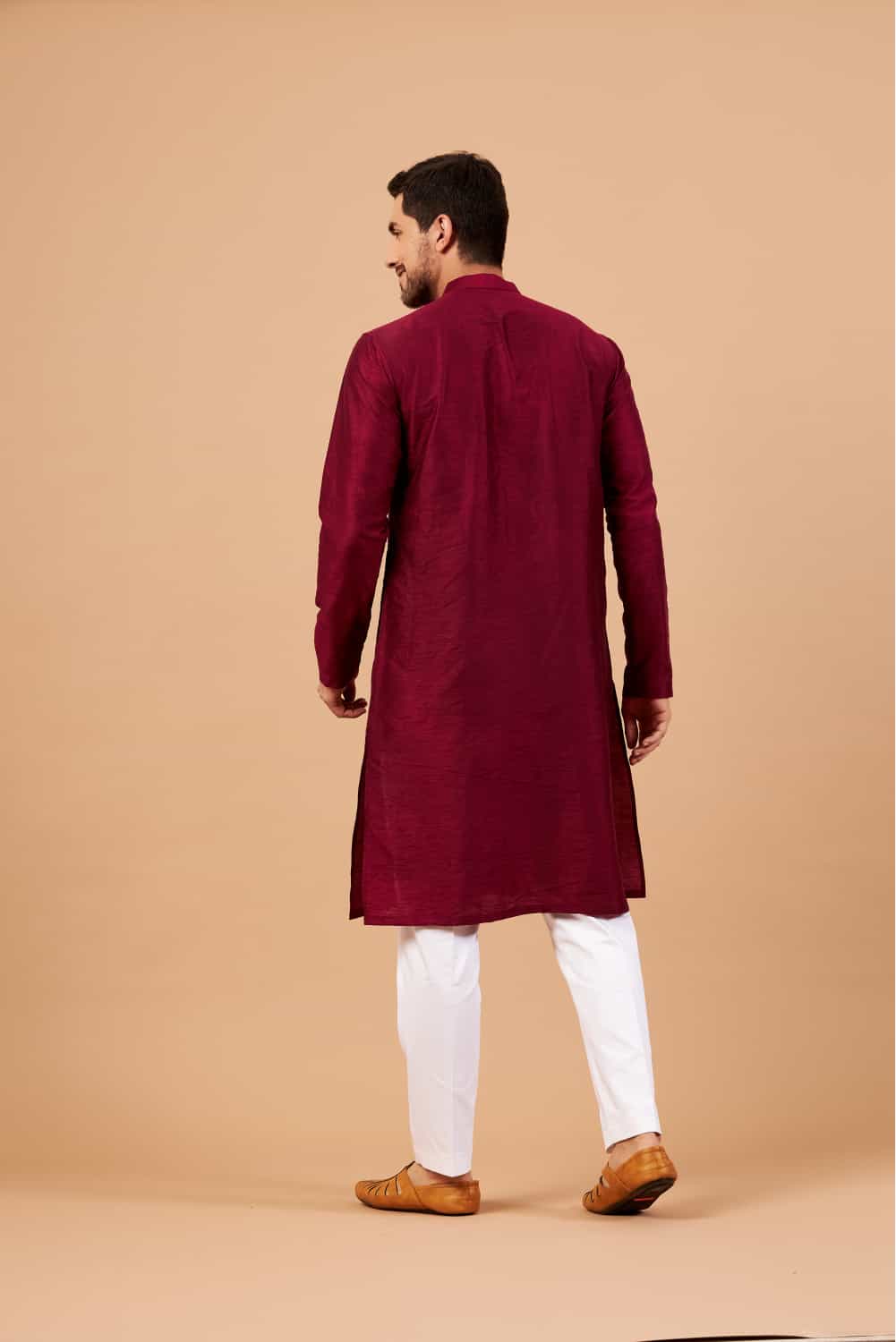 Leaf Motif Kurta by Hilo Design