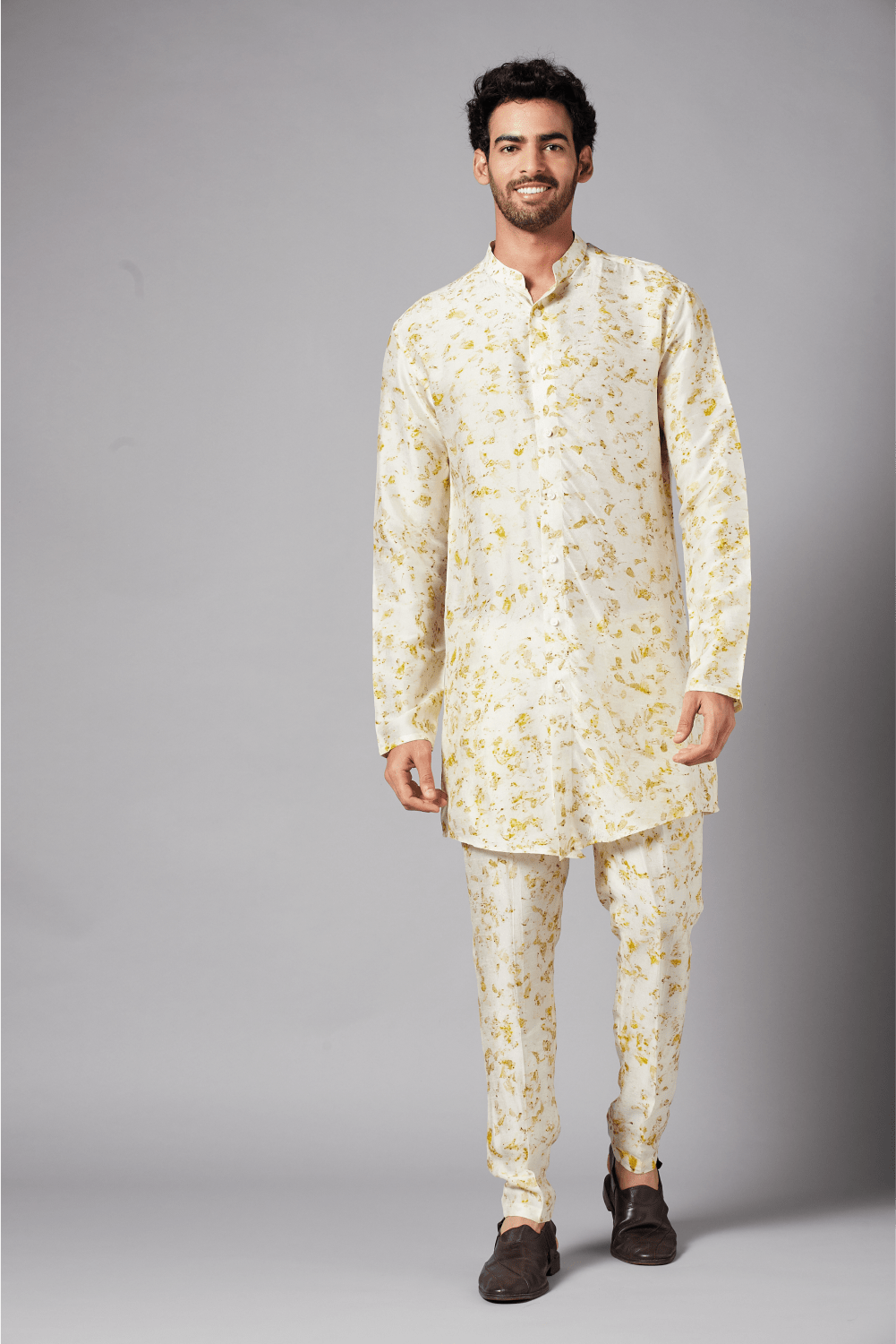 Mighty Natural Dye Designer Men's Kurta Set by Hilo Design