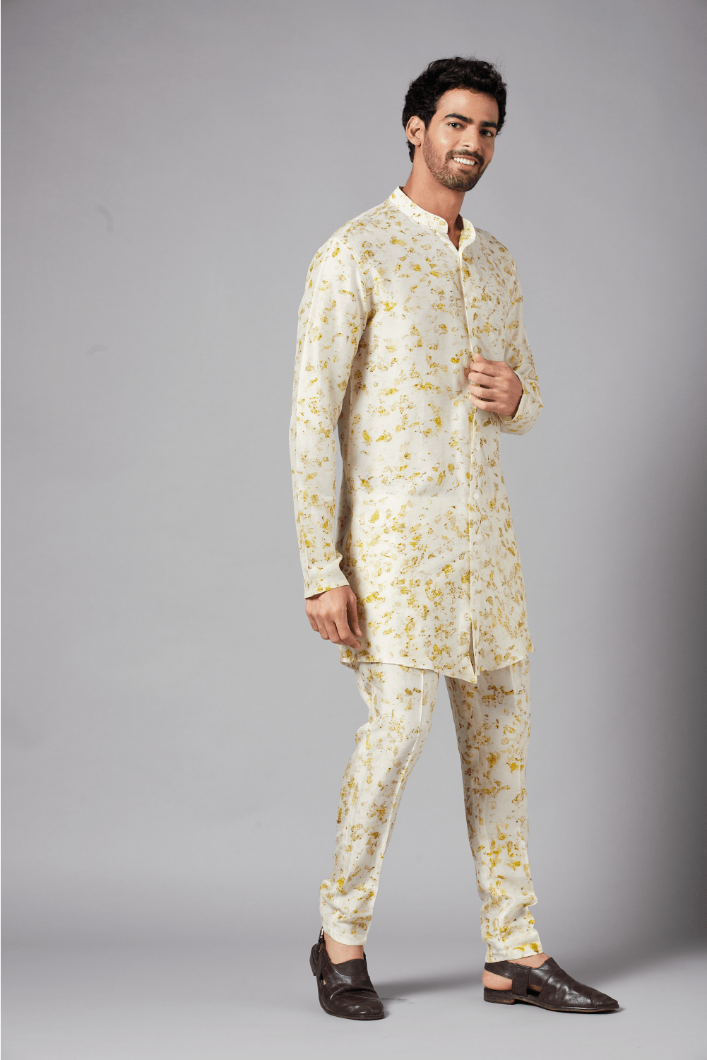 Mighty Natural Dye Designer Men's Kurta Set by Hilo Design