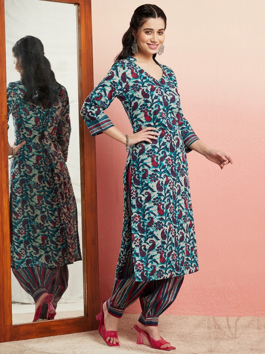 Aks Floral Printed V-Neck Pure Cotton Kurta with Salwar