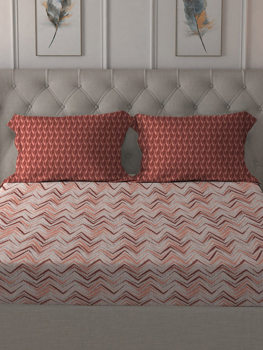 MYTRIDENT Peach Maroon Geometric Pure Cotton 144 TC Queen Bedsheet Pillow Covers