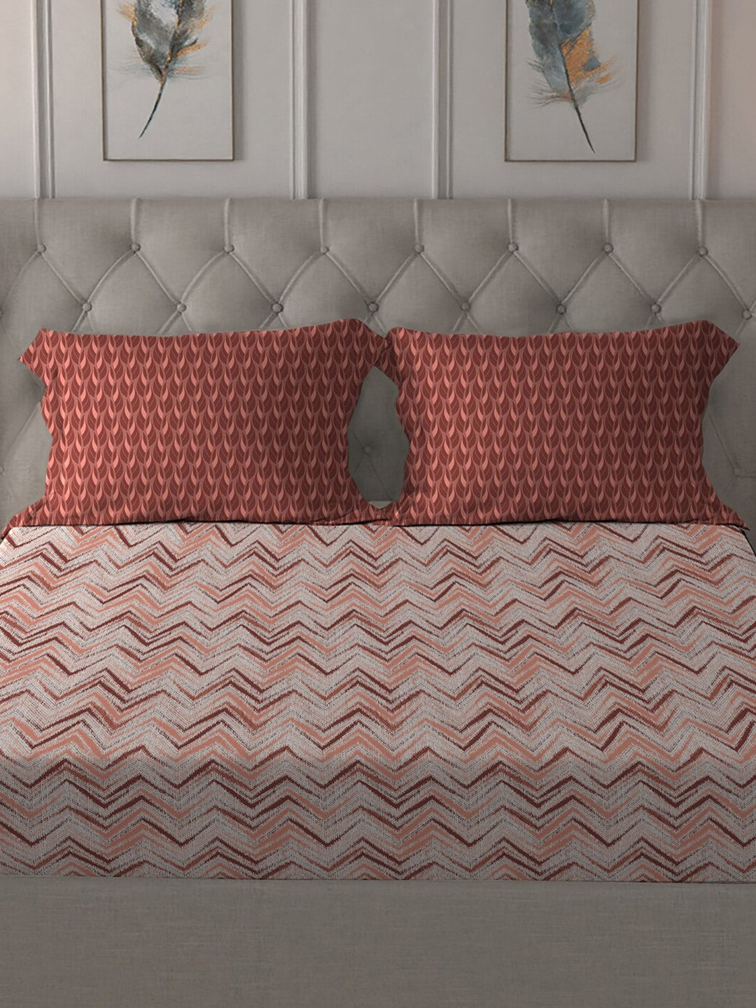 MYTRIDENT Peach Maroon Geometric Pure Cotton 144 TC Queen Bedsheet Pillow Covers