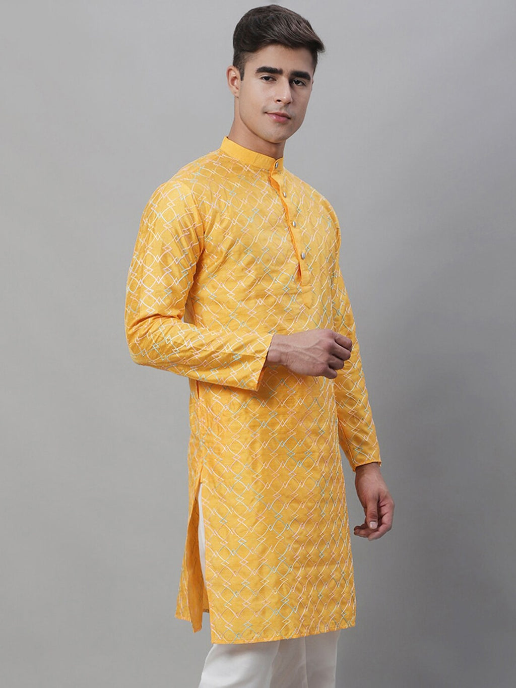 Sojanya Geometric Embroidered Thread Work Cotton Silk Kurta