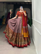 Vastranavya Kashmiri Print With Foil Print Lehenga with Unstitched Printed Blouse - Onion