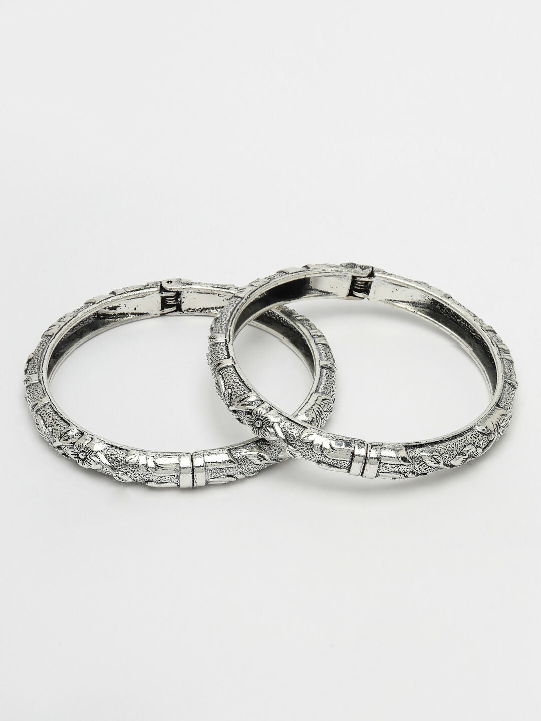 NVR Women's Set of 2 Silver-Toned German Silver Floral Oxidised Kada Bangle - Distacart