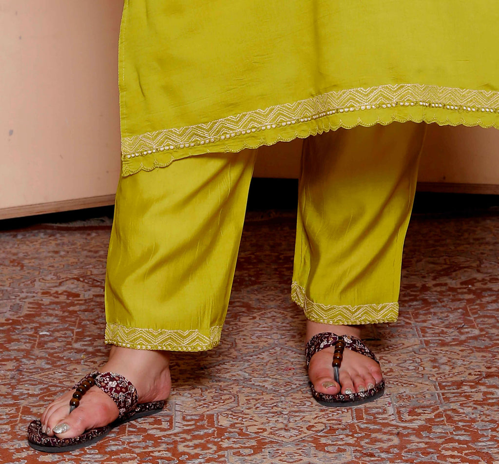 Miravan Womens Plus Size Muslin Yellow Kurta and Palazzo with Dupatta Set - Distacart