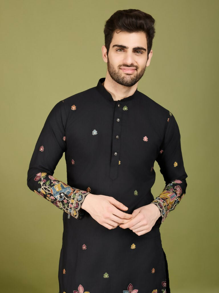 Vastranavya Black Exclusive Festival Wear Cotton Sequence Embroidered & Thread Work Kurta