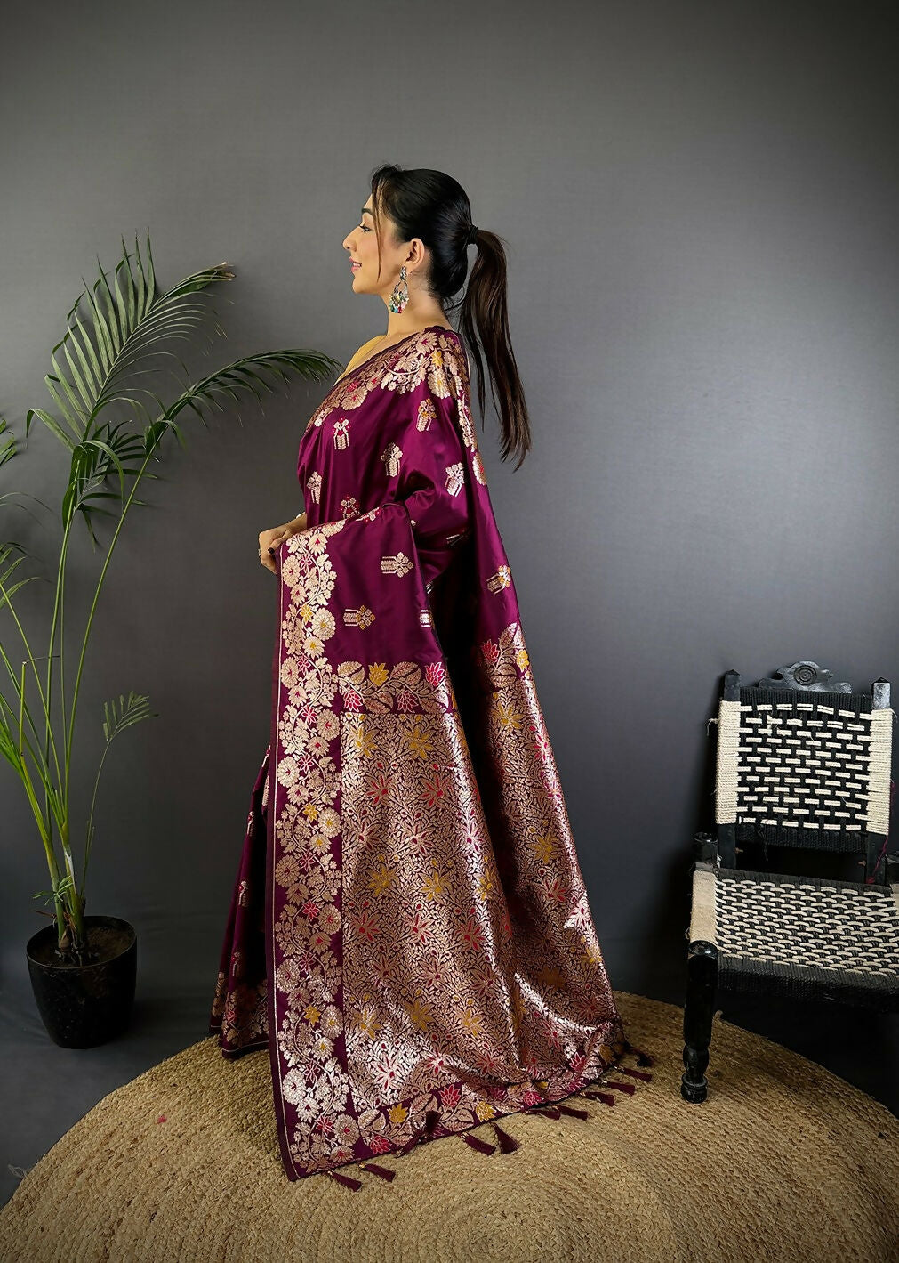 Joban Fashion Meenakari Maroon Woven Soft Silk Saree - Distacart