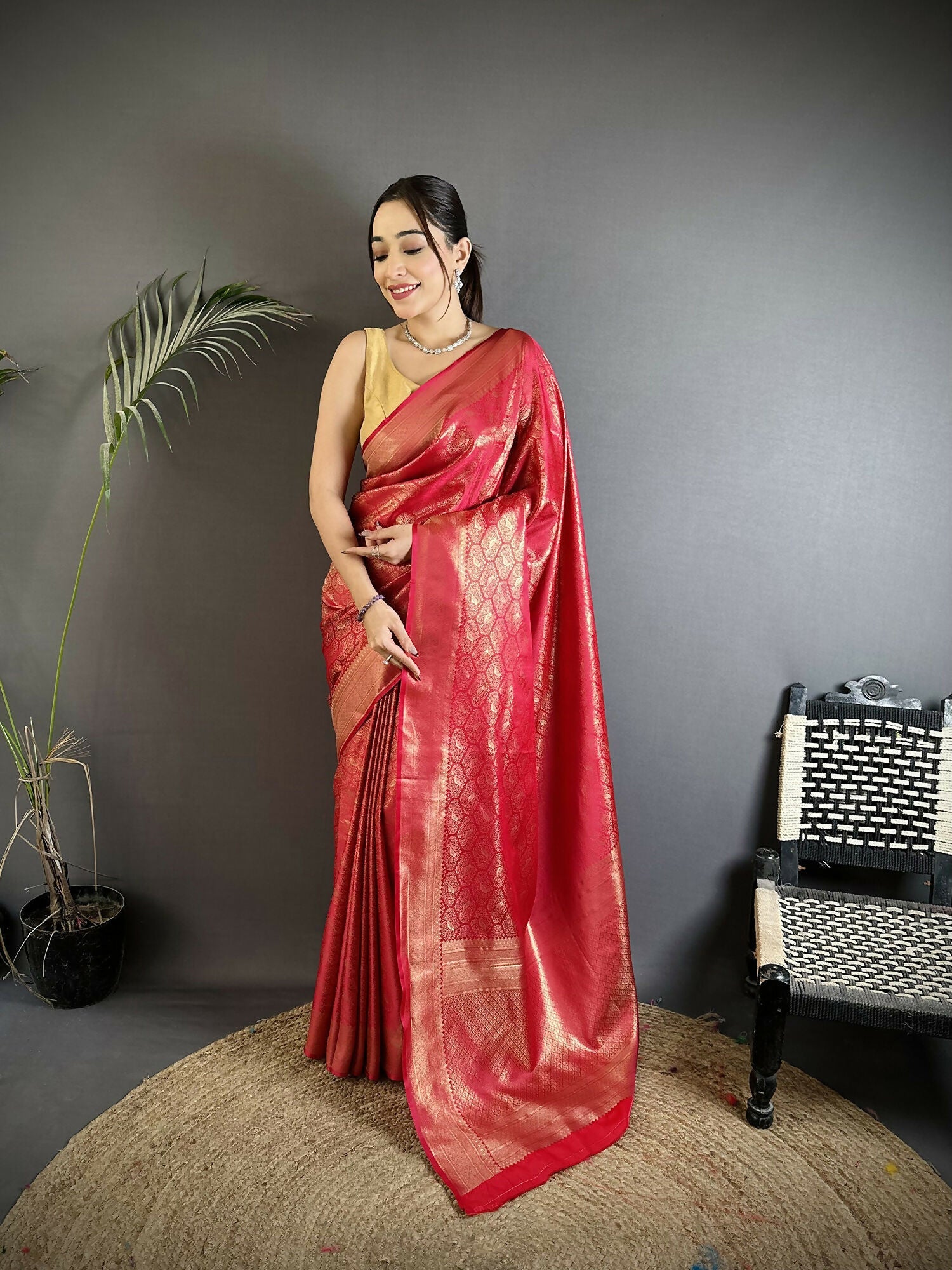 Joban Fashion Red Paisley & Floral Soft Satin Silk Banarasi Silk Saree - Distacart