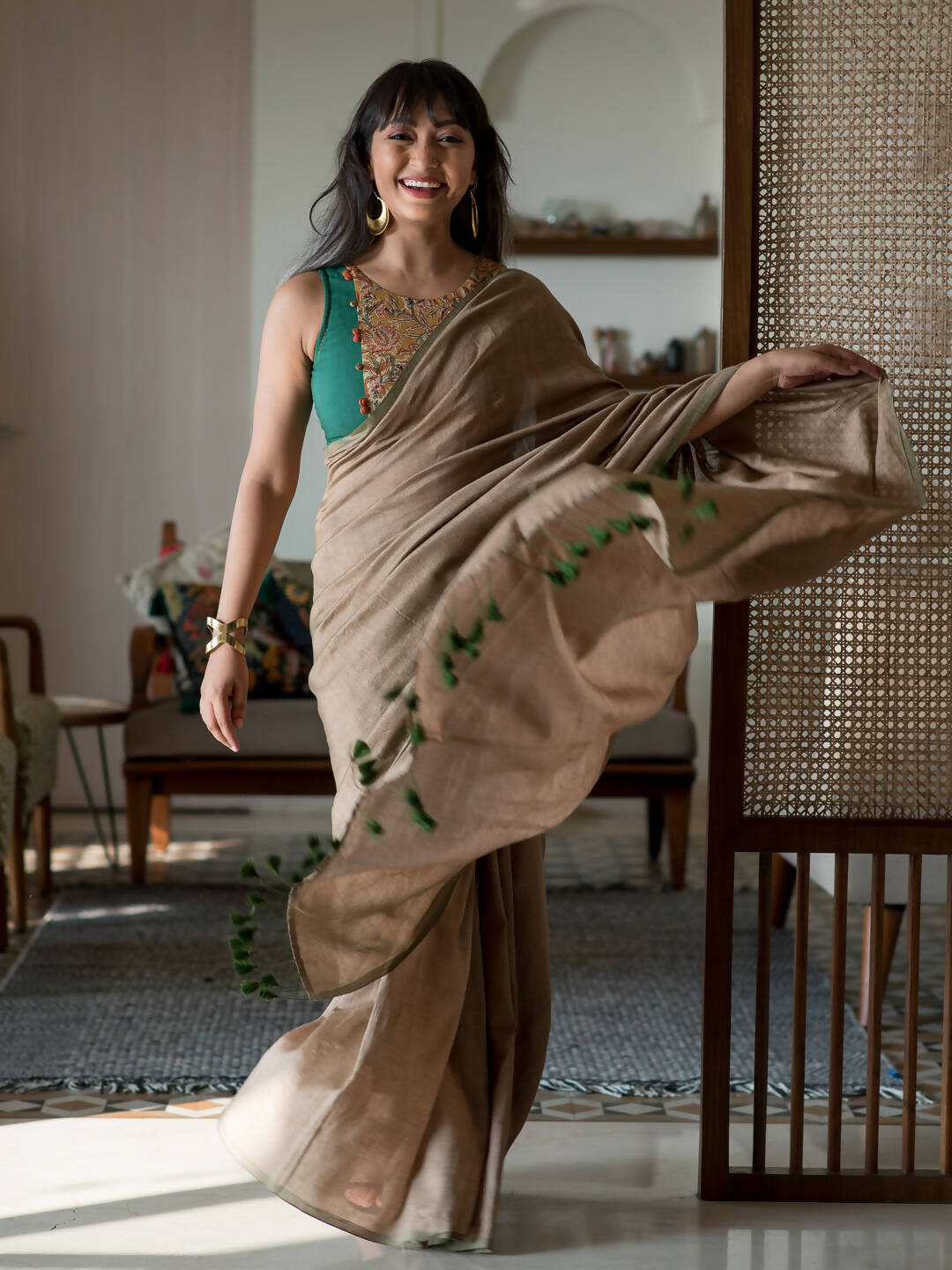 Suta Taupe Solid Cotton Blend Saree