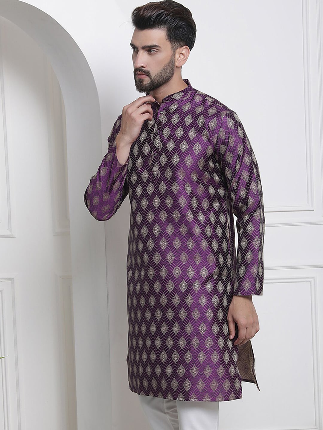 Sojanya Ethnic Motifs Woven Design Jacquard Regular Kurta