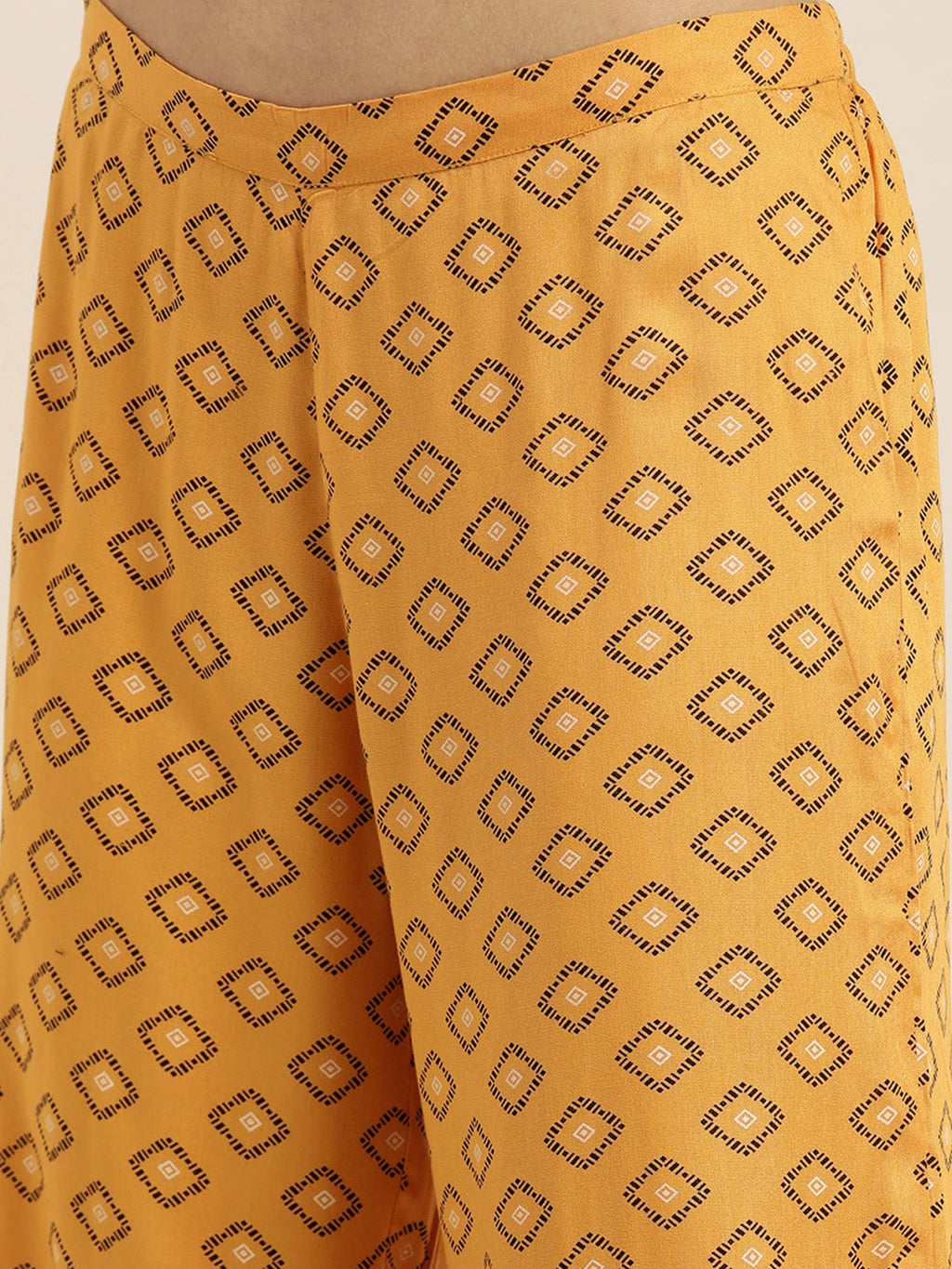Sangria Women Yellow & Black Pure Cotton Kurta with Salwar