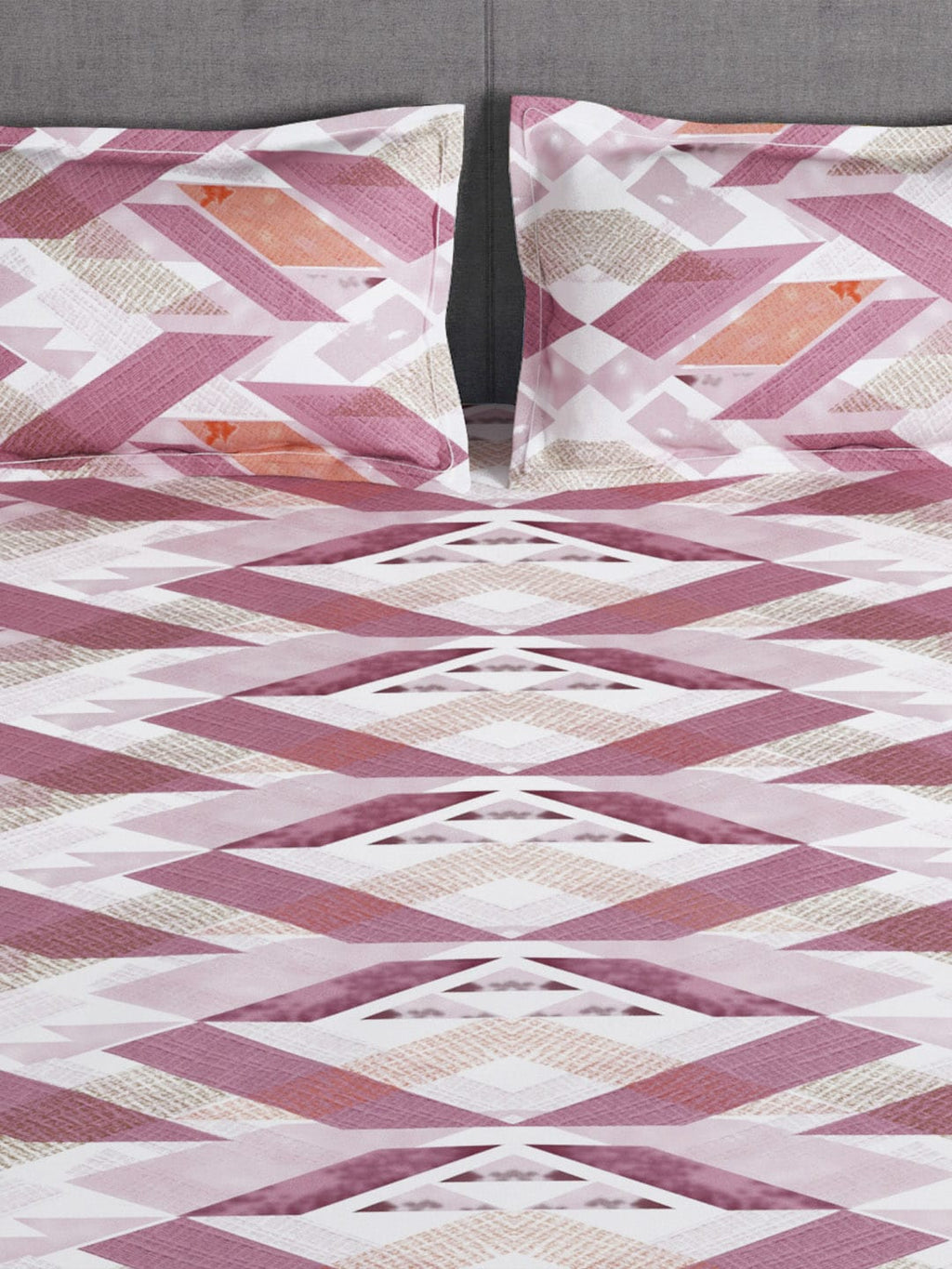 Story@home Arena Pink & White Geometric Printed 180 TC Bedsheet & Pillow Covers - Distacart
