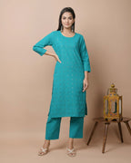 Kaajh Women's Green Solid Mirror Embellishment Kurta - Distacart
