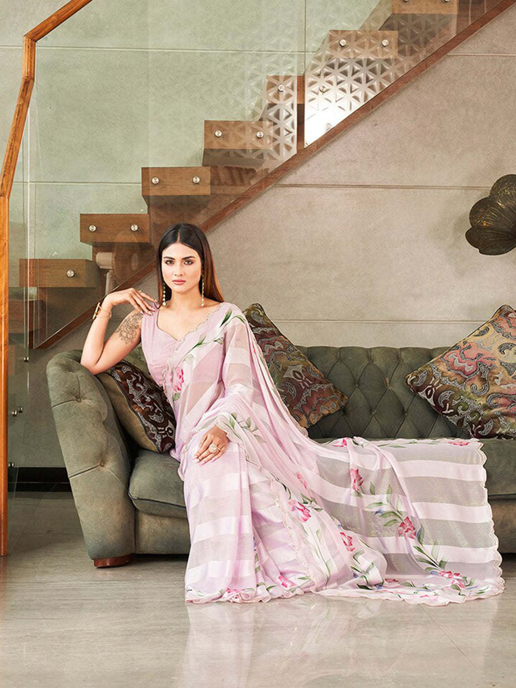 Tikhi Imli Floral Printed Sequinned Saree - Distacart